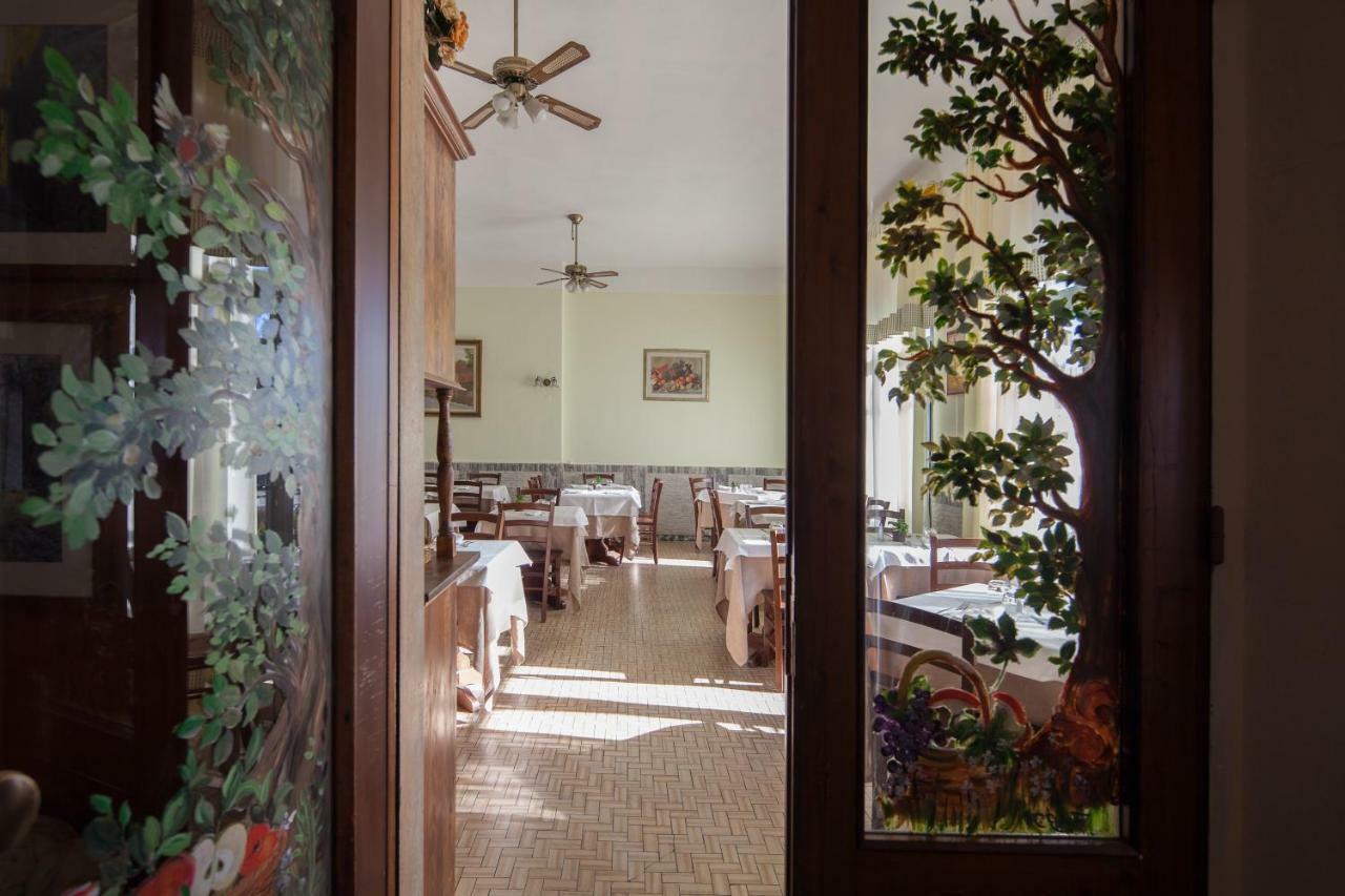 Antica Locanda Luigina Mattarana Buitenkant foto